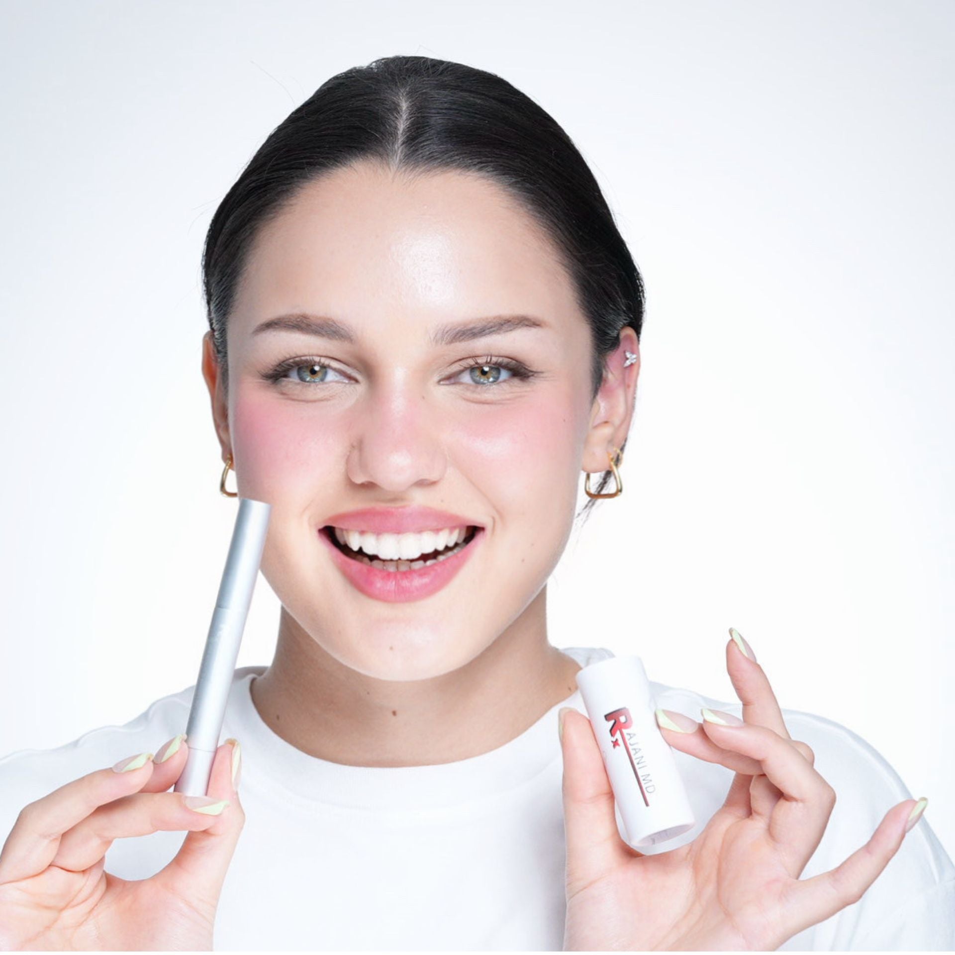 GLOwhite Teeth Whitening Gel