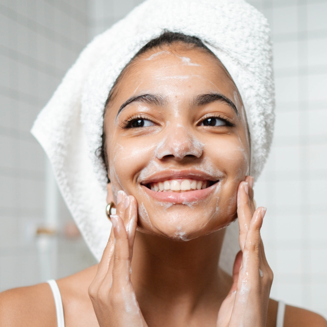 Gentle Foaming Cleanser for Anti-Aging